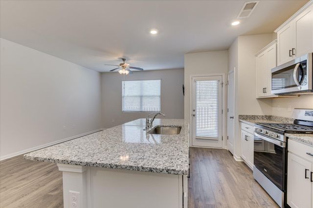 930 Quaint Parish Circle, Graniteville, SC 29829