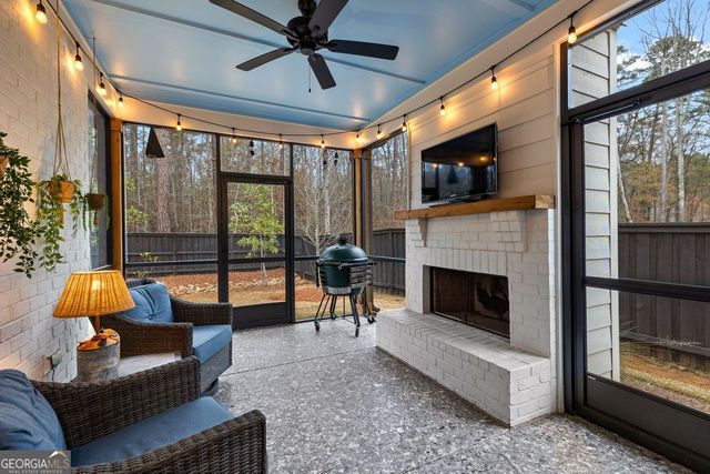 19 Dappers Landing, Newnan, GA 30265