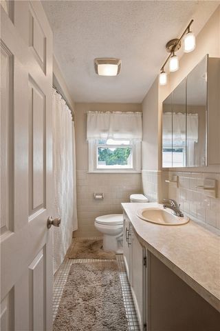 224 Trent Avenue, Warwick, RI 02889