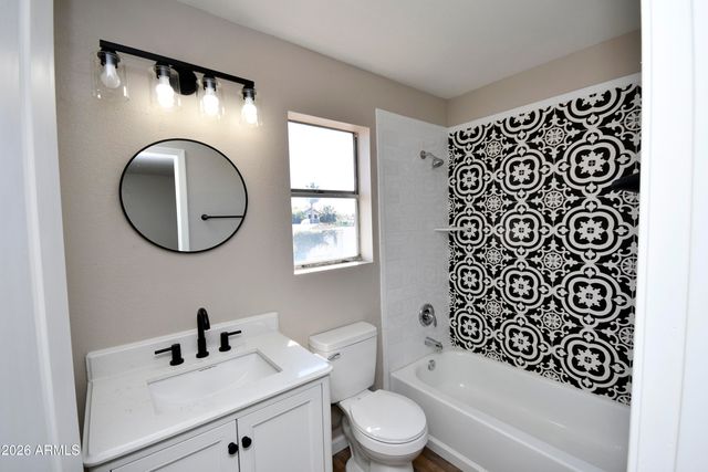 630 E JENSEN Street 137, Mesa, AZ 85203