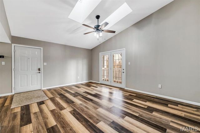 1408 Summertree Springs Avenue L, Valley Park, MO 63088