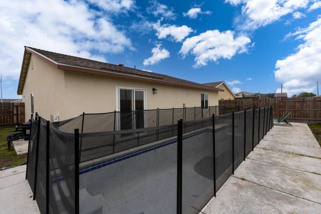 756 Marcelina Court, Merced, CA 95341