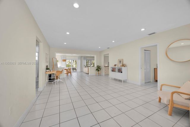 8230 SW 63rd Pl, Miami, FL 33143