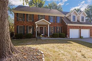 405 Hummingbird Court, St Joseph, MO 64506