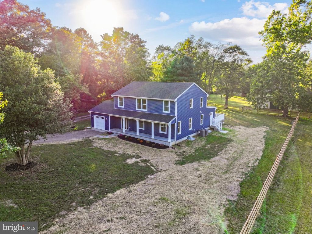 3 E CAINES DR, CREAM RIDGE, NJ 08514 — photo 4