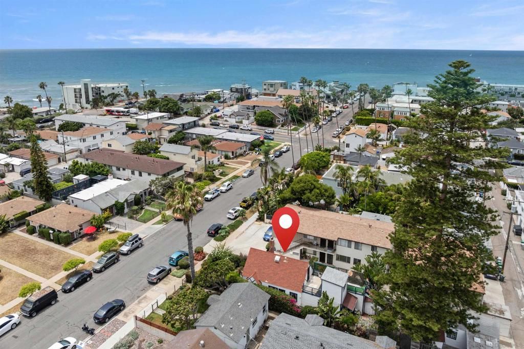 Image 3 of property listing at 4854 Del Mar Avenue, San Diego, CA 92107