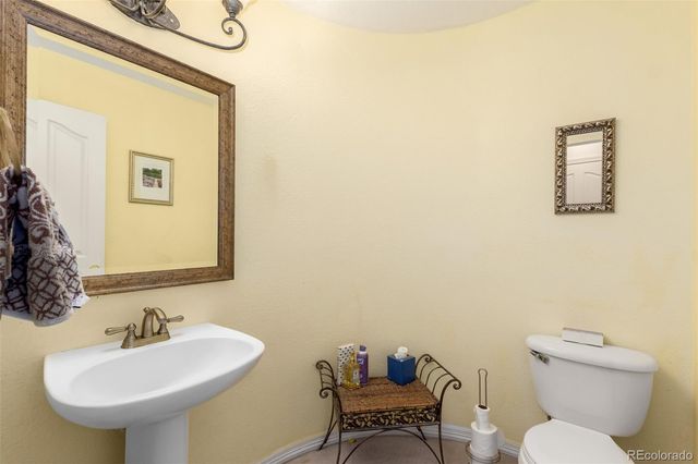 10105 Charissglen Lane, Highlands Ranch, CO 80126