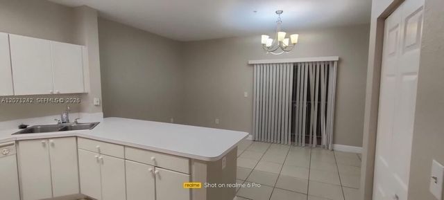 6940 NW 179th St 404-7, Hialeah, FL 33015