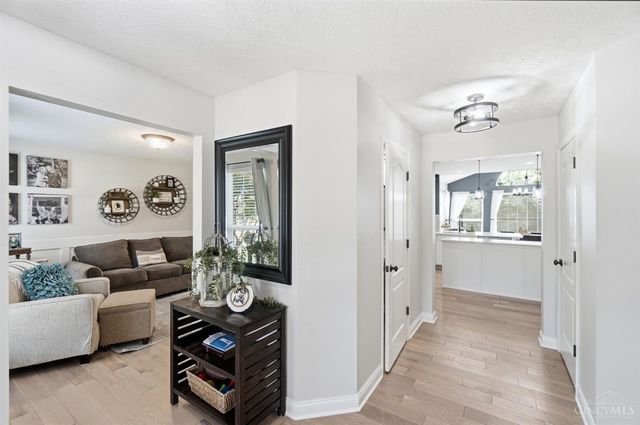 10782 Carolina Pines Drive, Harrison, OH 45030