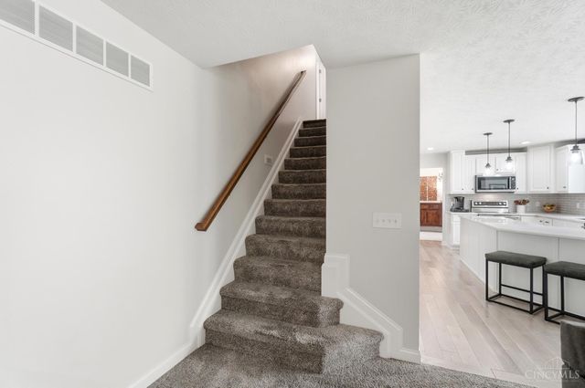 10782 Carolina Pines Drive, Harrison, OH 45030