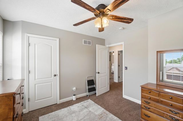 10782 Carolina Pines Drive, Harrison, OH 45030