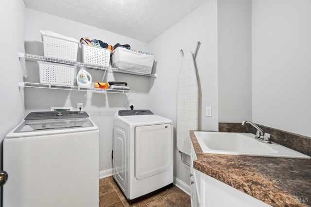 10782 Carolina Pines Drive, Harrison, OH 45030