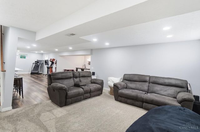 10782 Carolina Pines Drive, Harrison, OH 45030