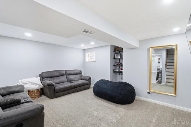 10782 Carolina Pines Drive, Harrison, OH 45030