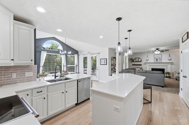 10782 Carolina Pines Drive, Harrison, OH 45030