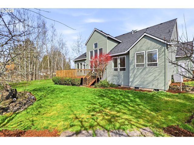 331 Ne HILLWOOD Dr, Hillsboro, OR 97124