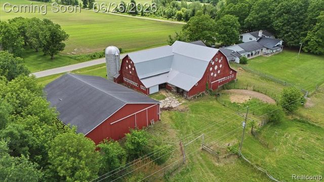 5726 Barnes Road, Millington, MI 48746