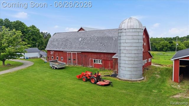 5726 Barnes Road, Millington, MI 48746