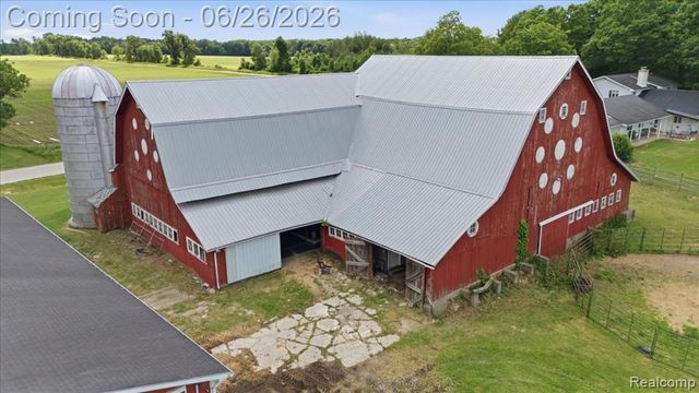 5726 Barnes Road, Millington, MI 48746
