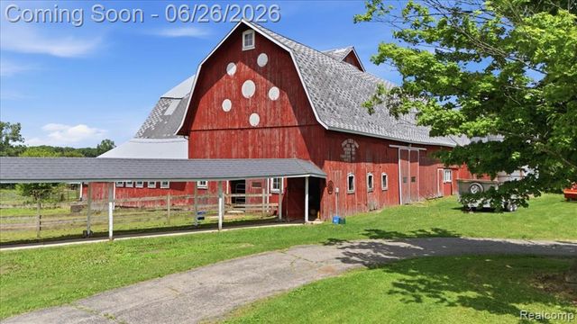5726 Barnes Road, Millington, MI 48746