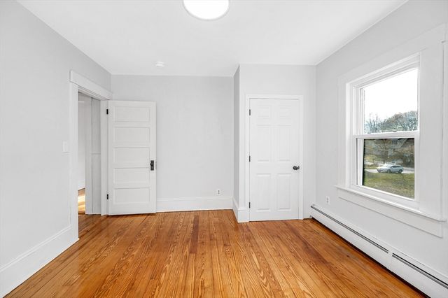 6 Coolidge St, Westford, MA 01886