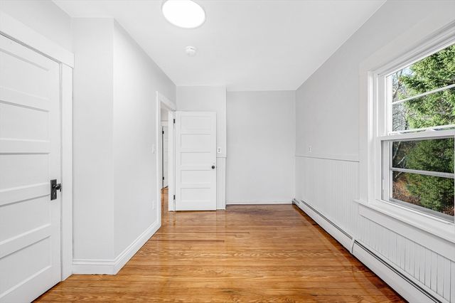 6 Coolidge St, Westford, MA 01886