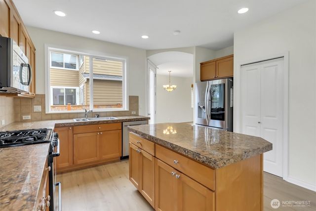 6523 188th Place NE, Redmond, WA 98052