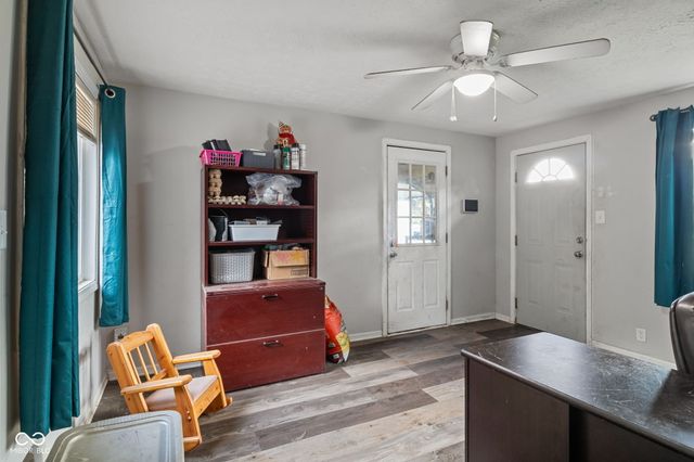 6461 Madison Avenue, Indianapolis, IN 46227