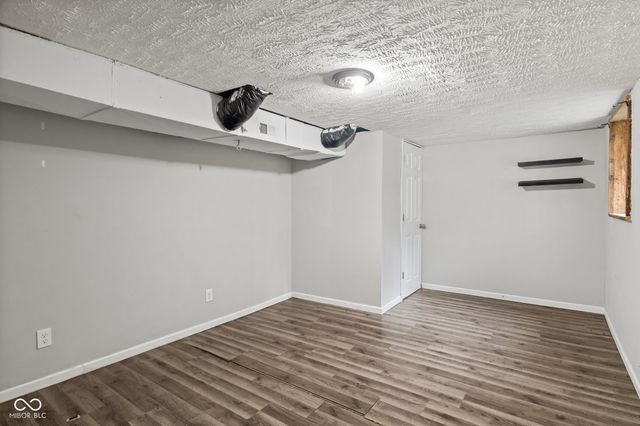 6461 Madison Avenue, Indianapolis, IN 46227