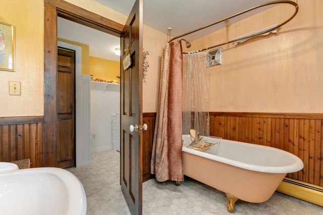2408 West Street, Brookfield, VT 05036
