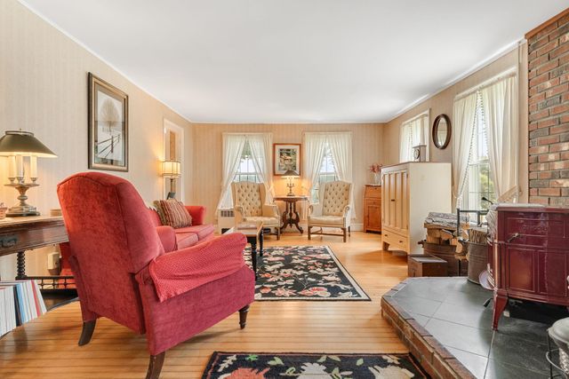 2408 West Street, Brookfield, VT 05036
