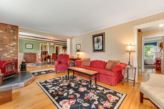 2408 West Street, Brookfield, VT 05036