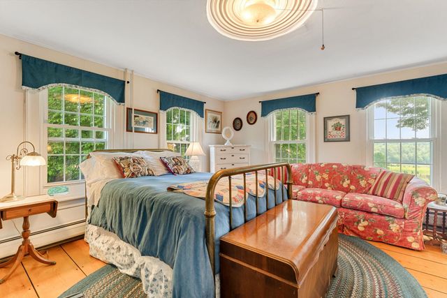 2408 West Street, Brookfield, VT 05036