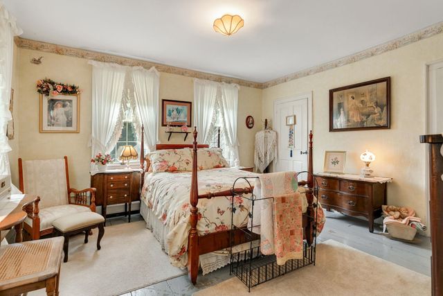 2408 West Street, Brookfield, VT 05036