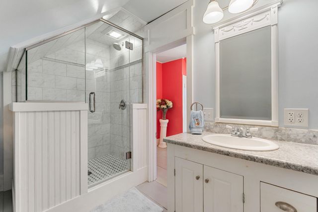 2408 West Street, Brookfield, VT 05036