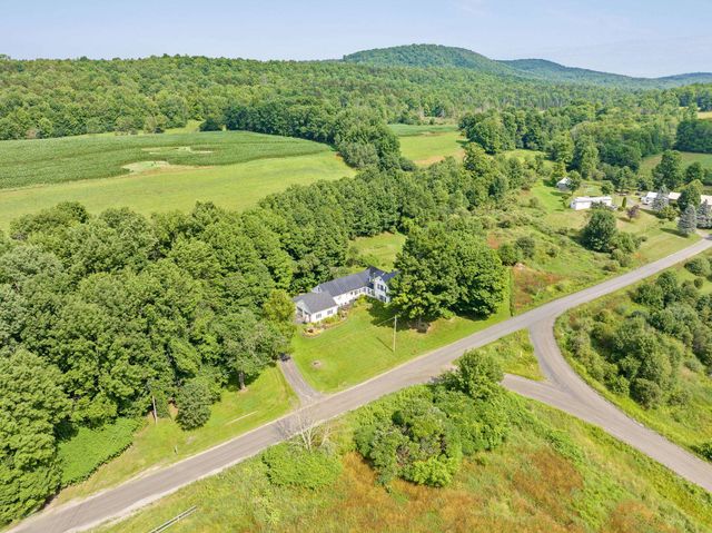 2408 West Street, Brookfield, VT 05036