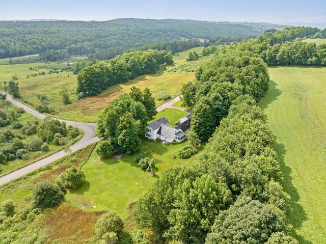 2408 West Street, Brookfield, VT 05036