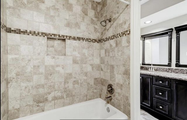 5968 Woodway Place Court, Houston, TX 77057