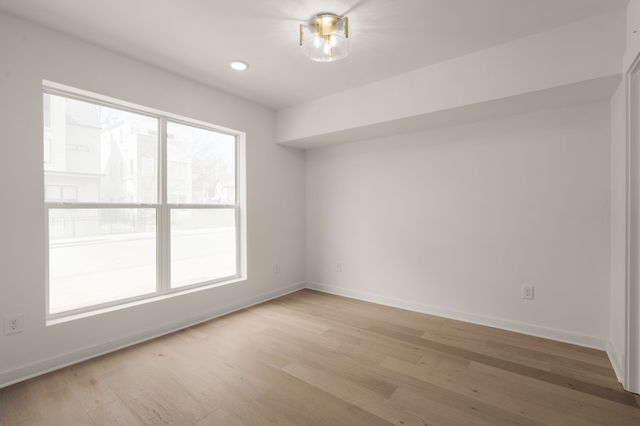 913 Cheatham Pl, Nashville, TN 37208