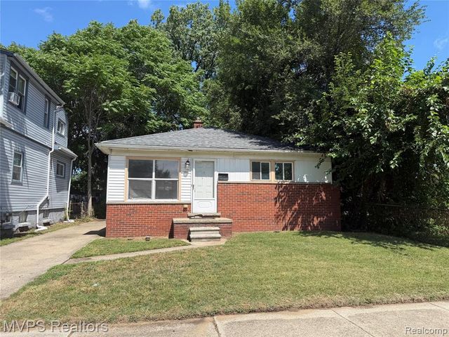 1967 Garrick Avenue, Warren, MI 48091