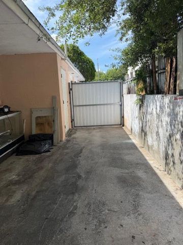 2975 NW 96TH Street, Miami, FL 33147