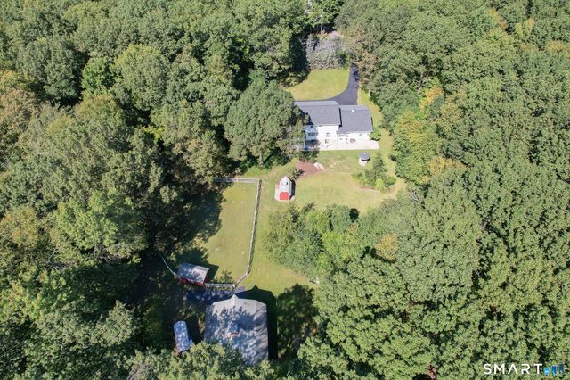 111 Lebanon Road, Bethany, CT 06524