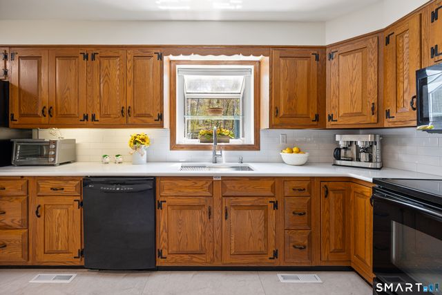 111 Lebanon Road, Bethany, CT 06524