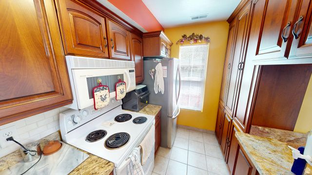 1386 W TELEGRAPH DR, Taylorsville, UT 84123