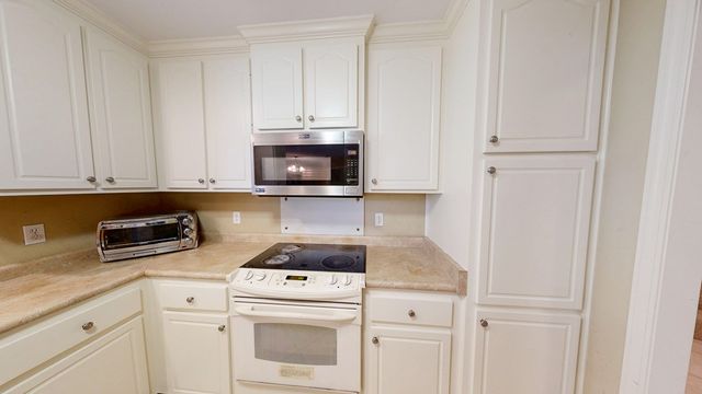 113 Cottage Court, Dothan, AL 36303