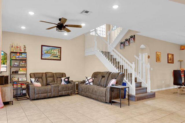 9022 Dupont Place, Wellington, FL 33414