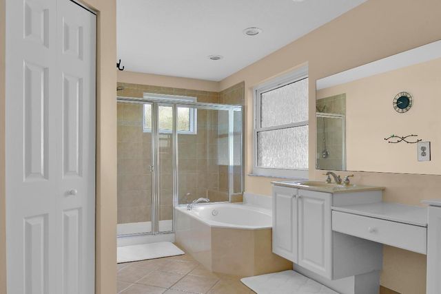 9022 Dupont Place, Wellington, FL 33414