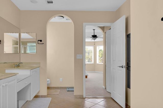 9022 Dupont Place, Wellington, FL 33414