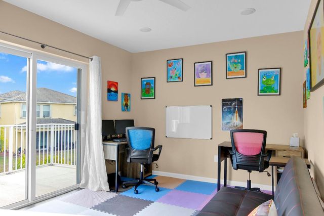 9022 Dupont Place, Wellington, FL 33414