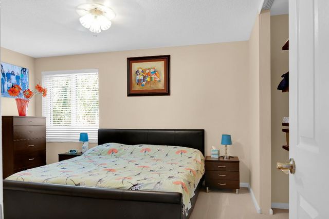 9022 Dupont Place, Wellington, FL 33414